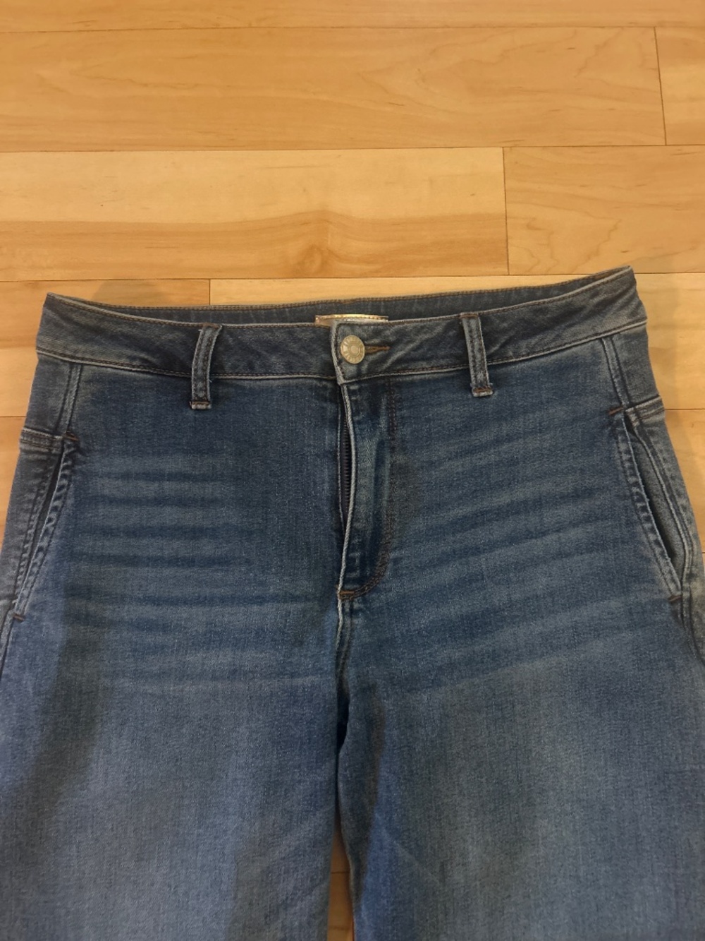 Kut from the Kloth Washed Blue Denim Jean - Picture 2 of 4